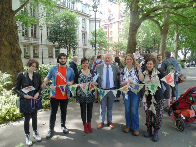 Barry Sheerman meets  Huddersfield Friends of the Earth at Climate Coalition lobby