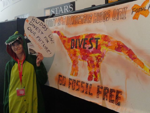 Don't be a dinosaur Hudds Uni - go Fossil Free!